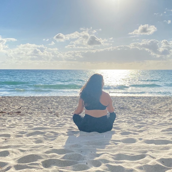 Meet your Posher, Lisa - Picture 1 of 1